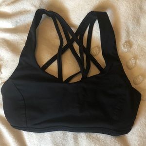 Lululemon sports bra